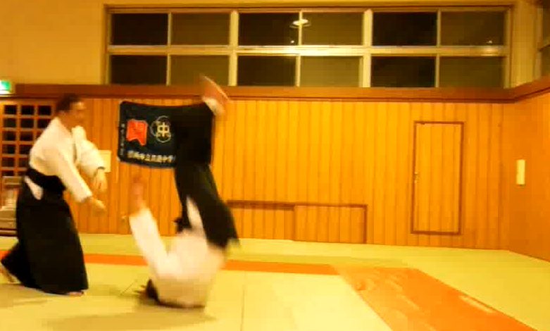 合気道投げ
